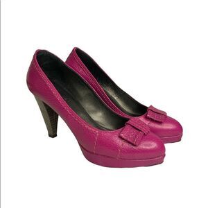 Escada Laurél Bow Heels / Pumps